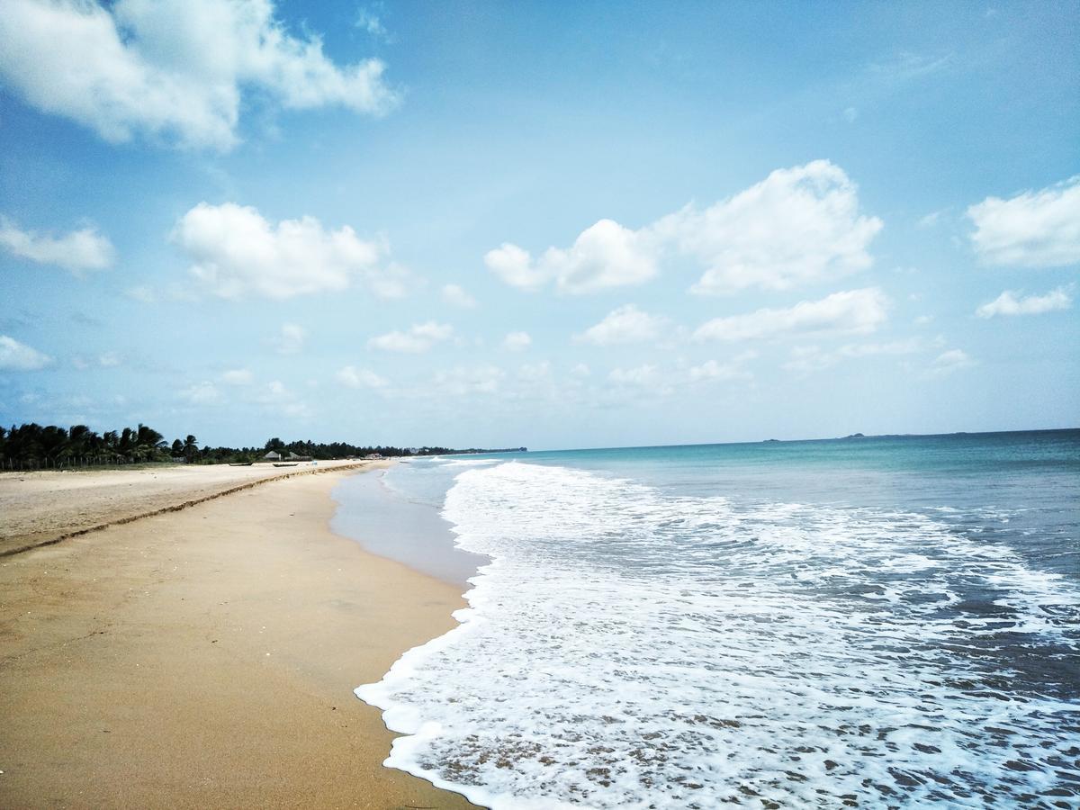 Bella Nilaveli Beach Экстерьер фото